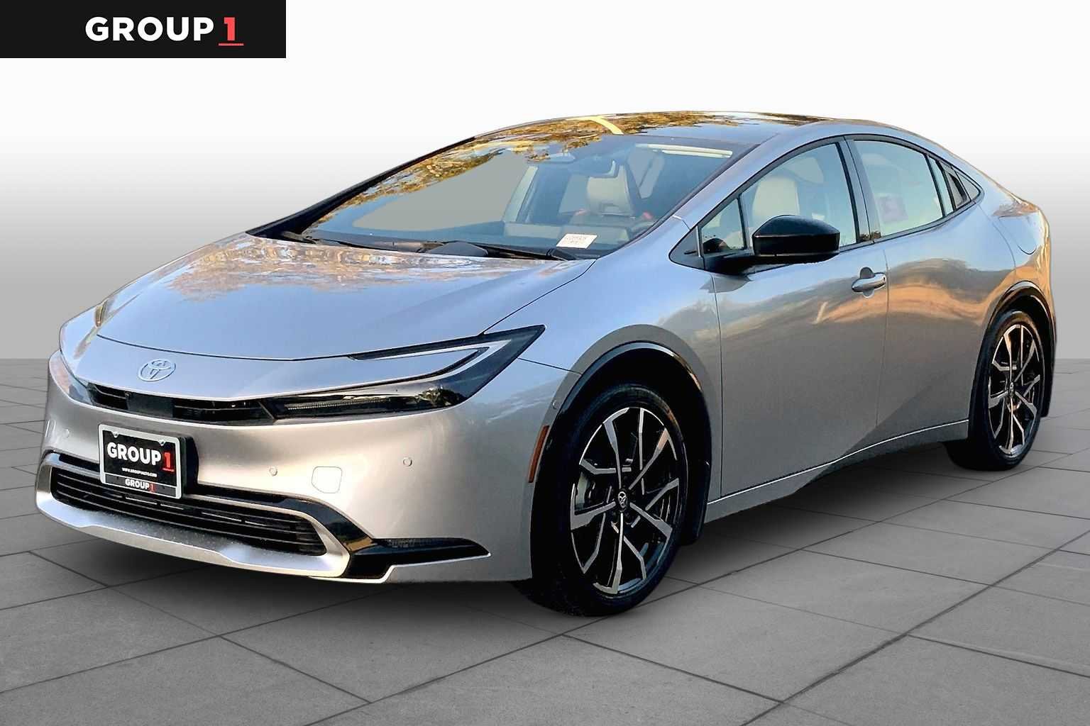 2027 Toyota Prius Plug-in Hybrid XSE Premium