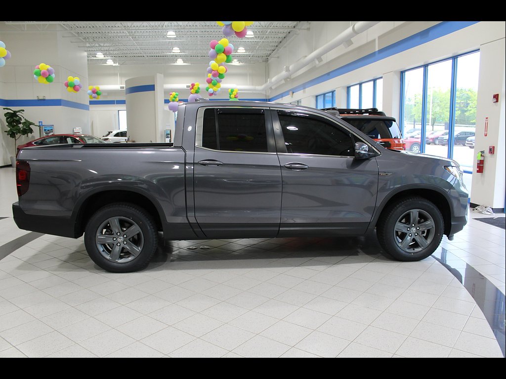 Certified Used 2023 Modern Steel Metallic Honda RTL image 4