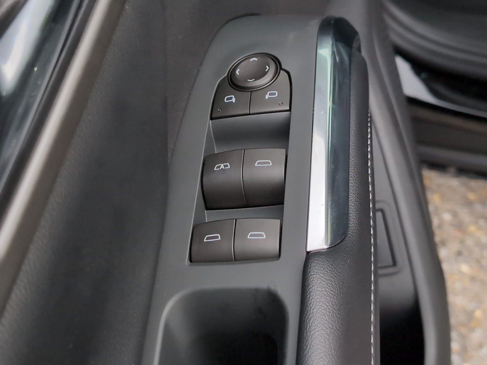 2026 Chevrolet Traverse LT - Photo 13