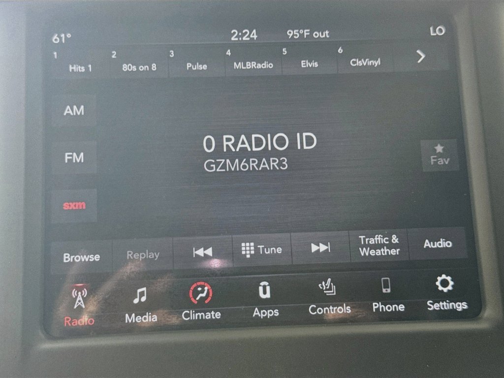 Used 2019 Diamond Black Crystal Pearlcoat Ram Laramie image 17