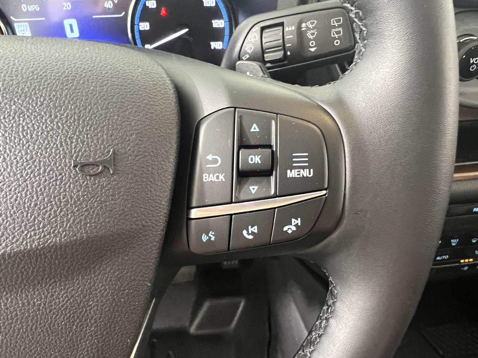Used 2024 Azure Gray Metallic Tri-Coat Ford Badlands image 17