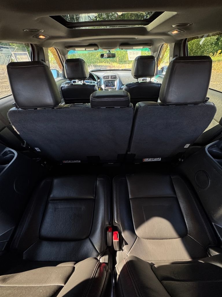 Used 2014 Ruby Red Metallic Ford XLT image 14