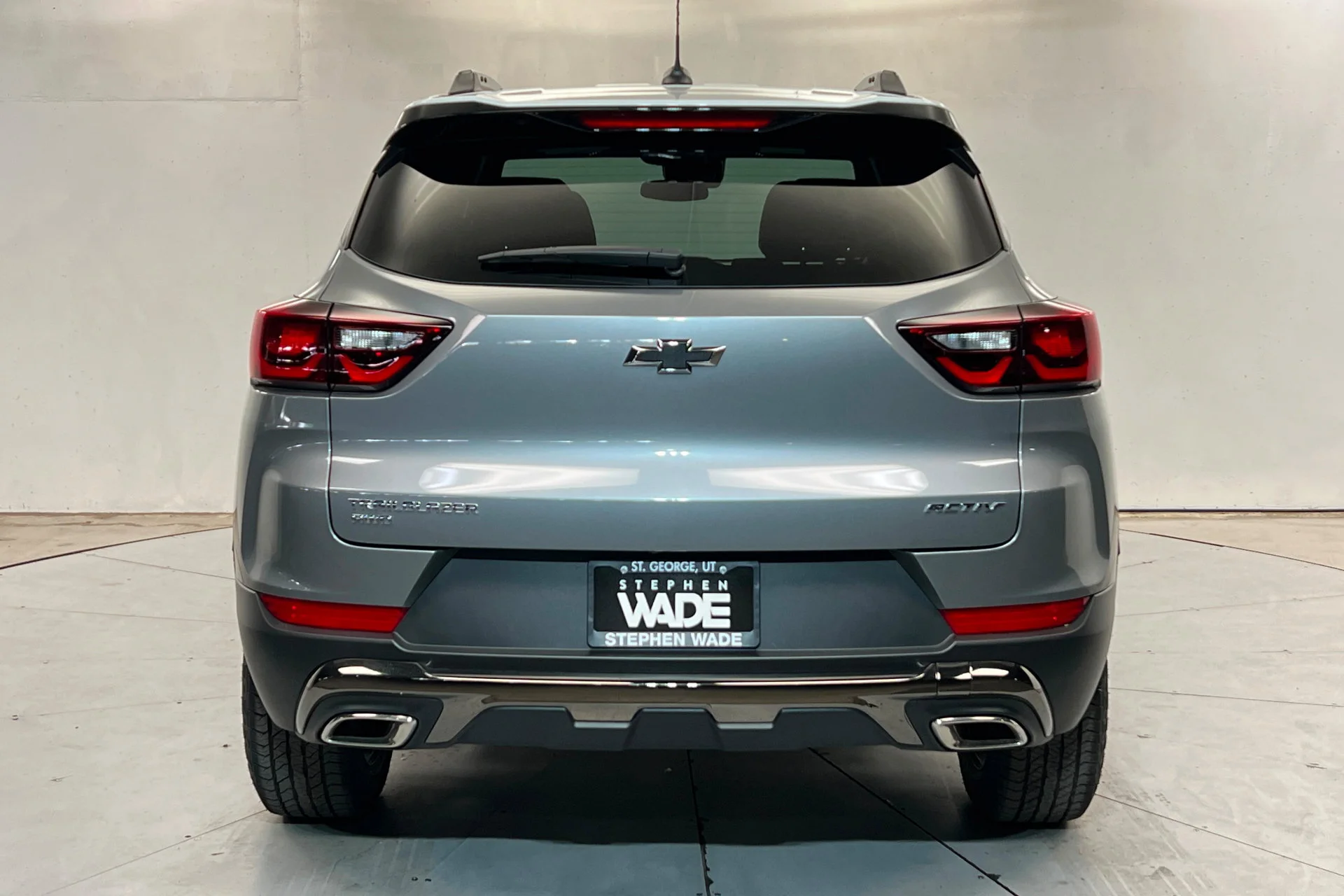 New 2026 Sterling Gray Metallic Chevrolet ACTIV image 4