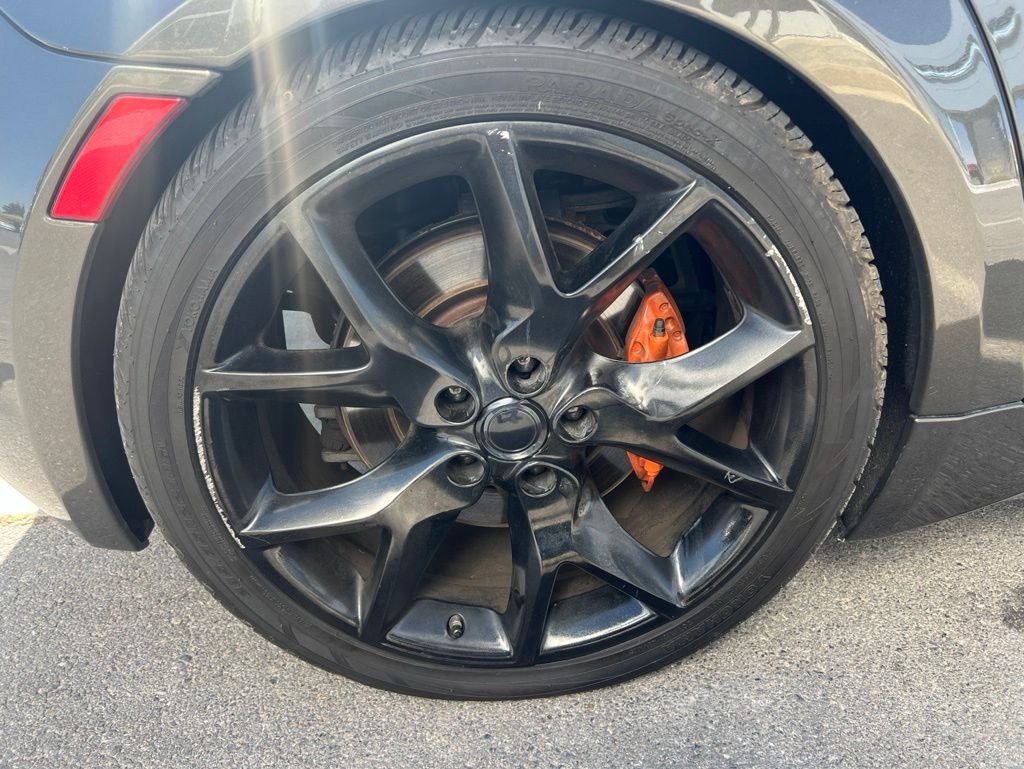 Used 2018 Gray Karma Luxury image 16