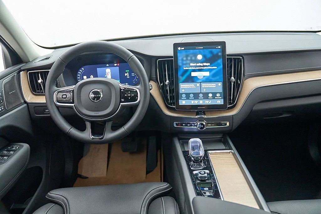 New 2026 Forest Lake Volvo Ultra image 26