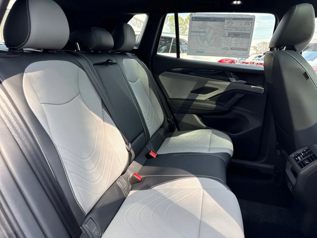 New 2026 Platinum Gray Metallic Volkswagen SE R-Line Black image 24