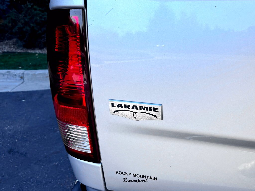 Used 2012 Silver Ram Laramie image 9
