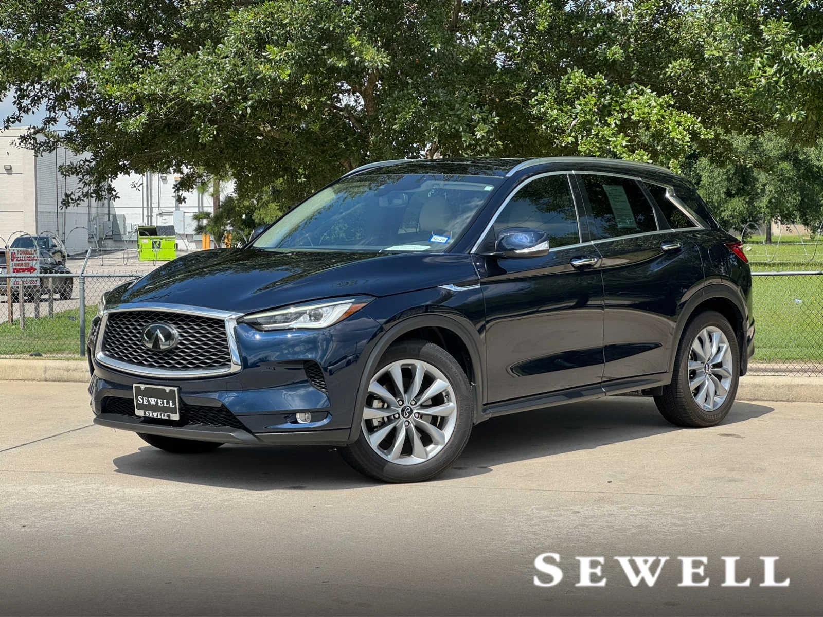 2022 INFINITI QX50 LUXE