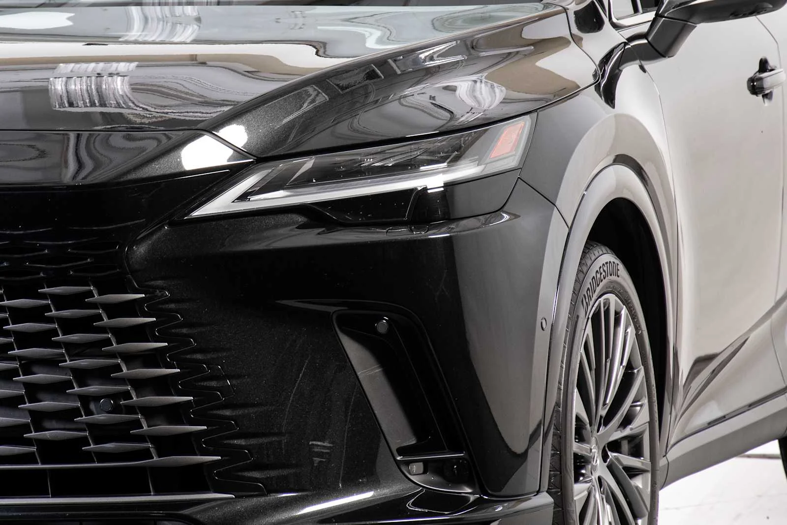 Certified Used 2025 CAVIAR Lexus Luxury image 11