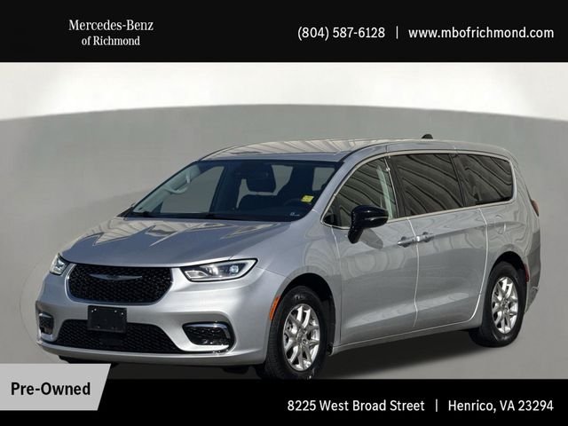 Used 2024 Silver Chrysler Touring L image 1