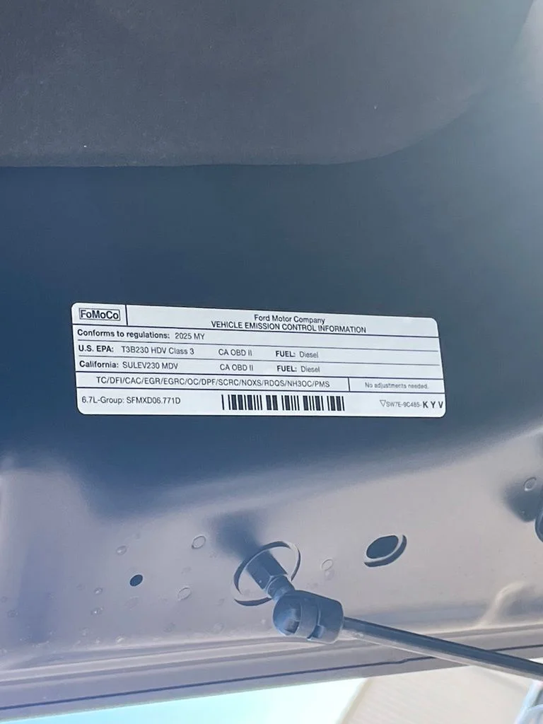 2025 Ford F-350 Super Duty Platinum - Photo 37