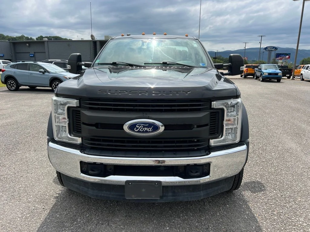 2019 Ford F-550 Super Duty Chassis Cab XL - Photo 16