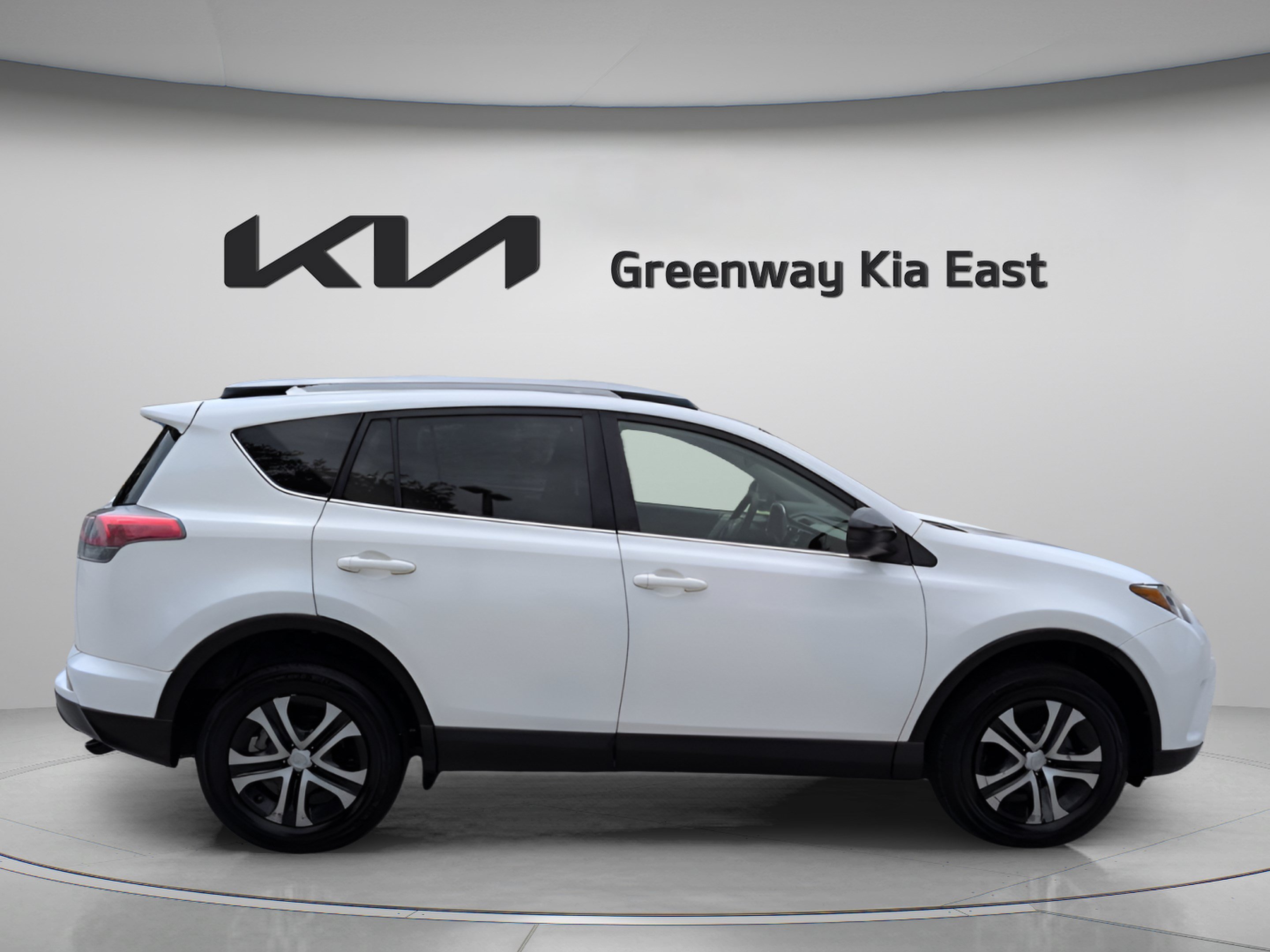 Used 2017 Super White Toyota LE image 5