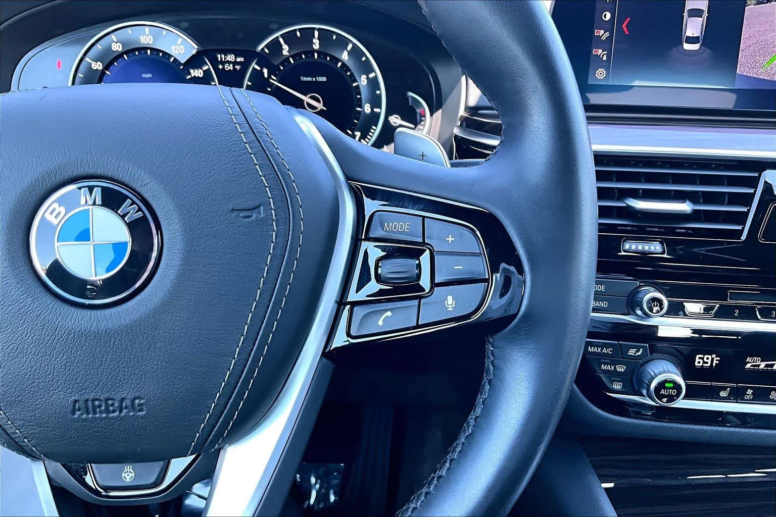 Used 2019 Black Sapphire Metallic BMW 530i xDrive image 24