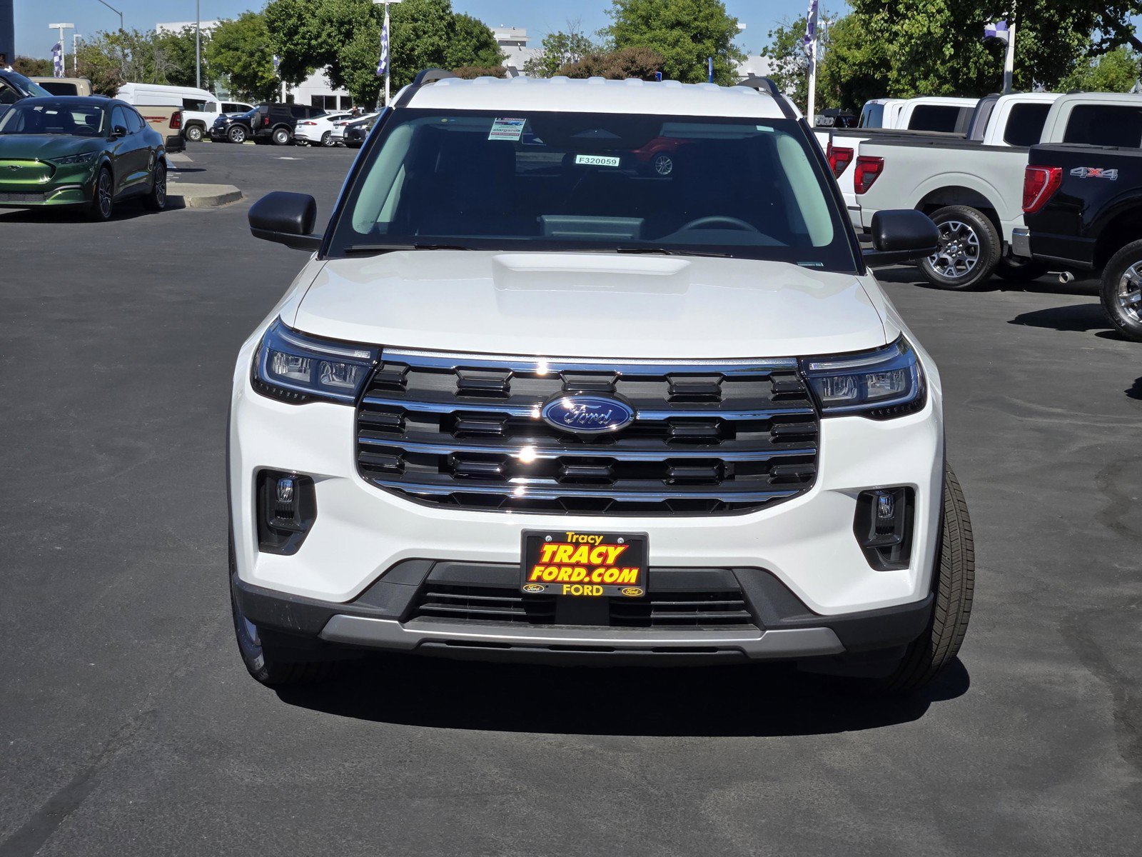 New 2026 Star White Metallic Tri-Coat Ford Active image 2
