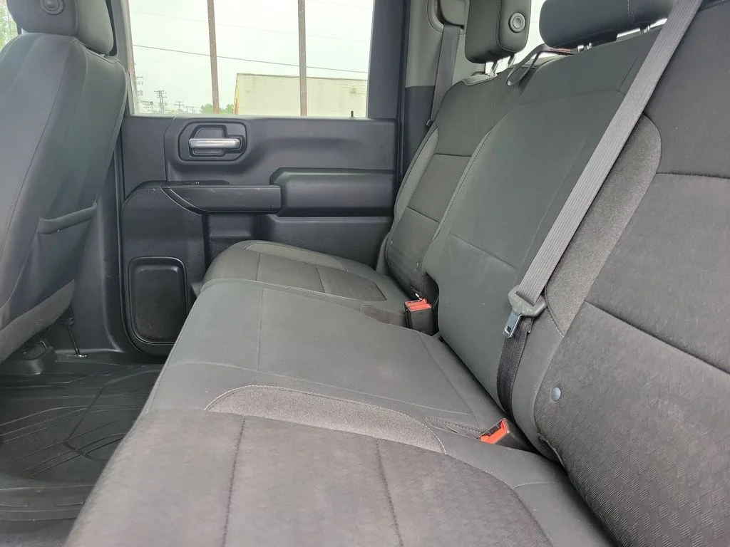 Used 2020  Chevrolet LT image 12