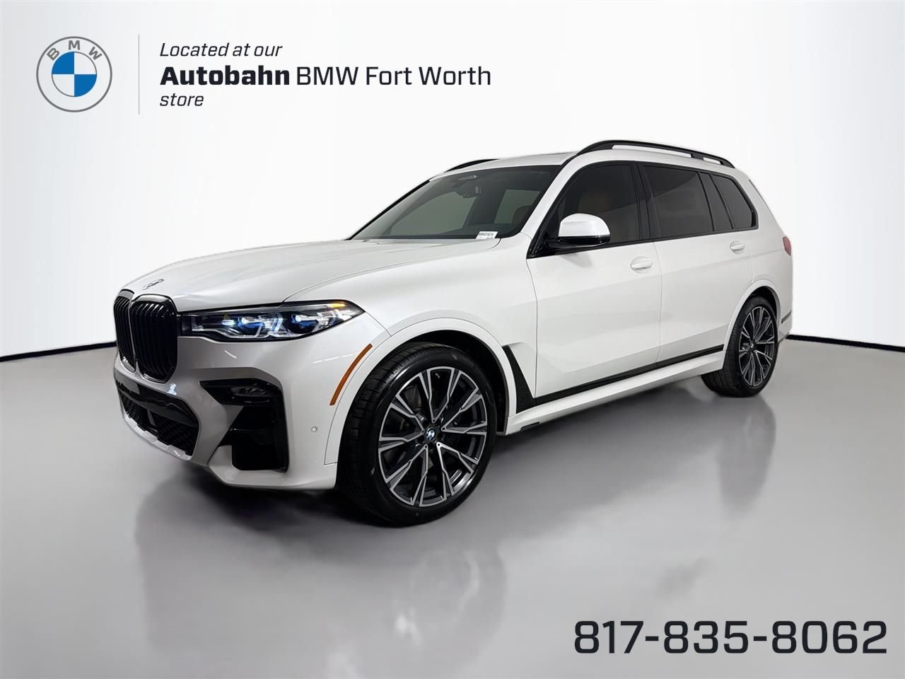 2021 BMW X7 M50i's photo
