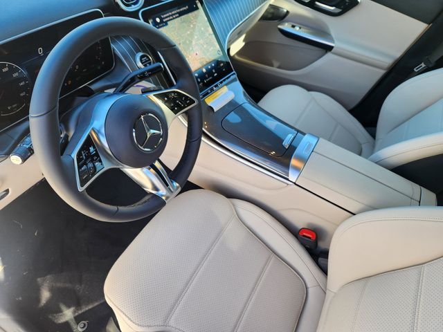 Used 2026 Polar White Mercedes-Benz GLC 300 image 7
