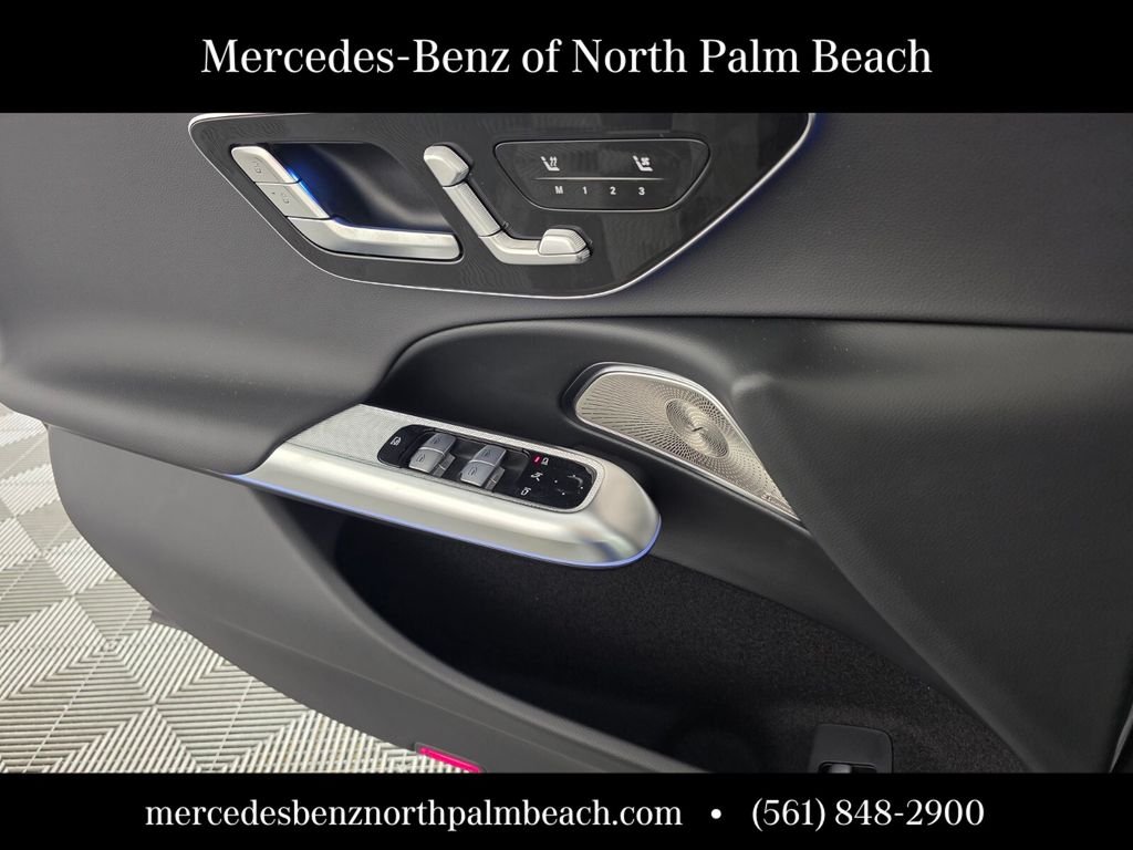 New 2026 MANUFAKTUR Alpine Grey Mercedes-Benz E 350 image 19