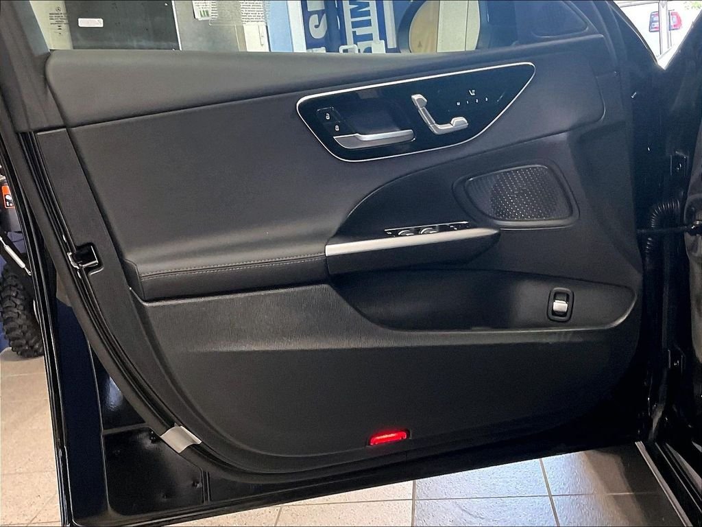 Used 2026 Black Mercedes-Benz C 300 image 9