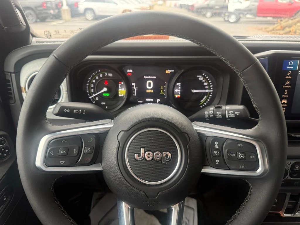 Used 2025 Black Jeep Sahara 4xe image 14