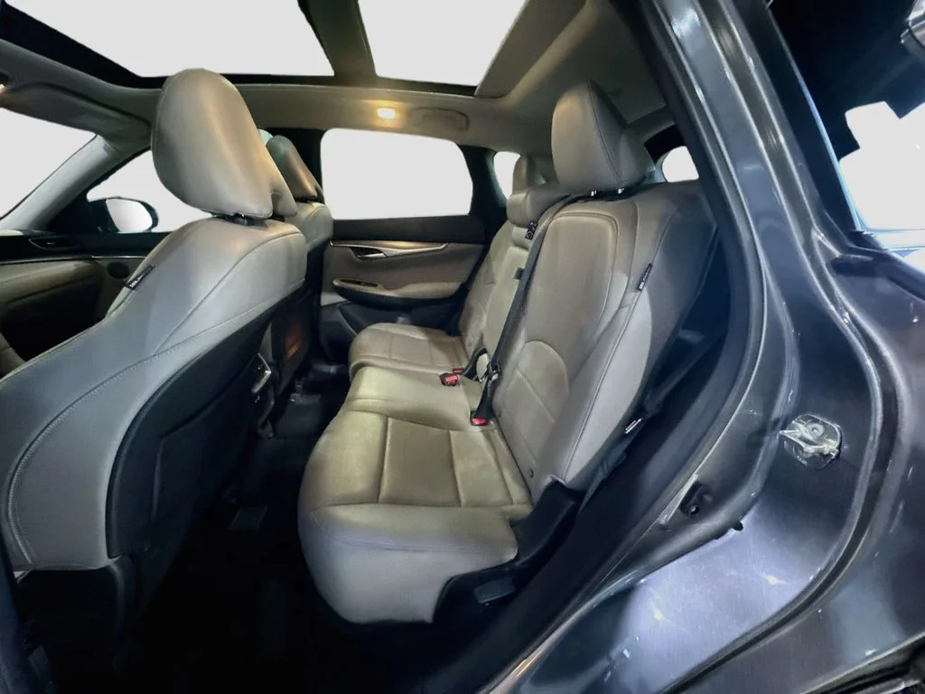 Certified Used 2023 Gray INFINITI LUXE image 25