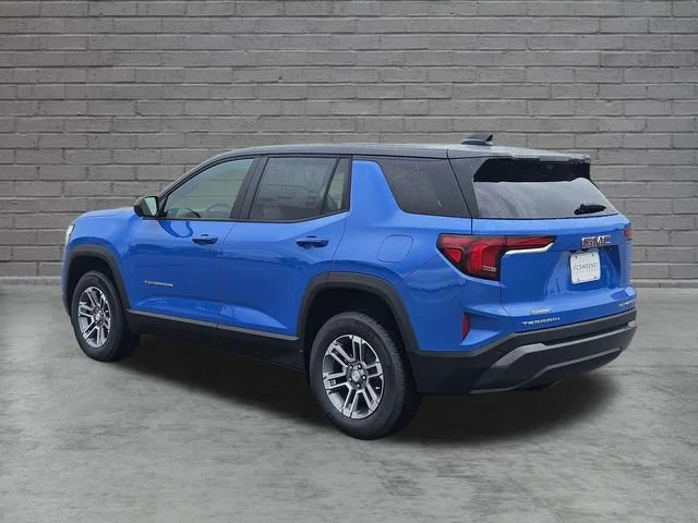 New 2026 Rapids Metallic GMC Elevation image 3