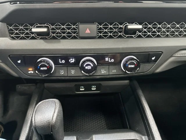 Used 2024  Honda EX image 25