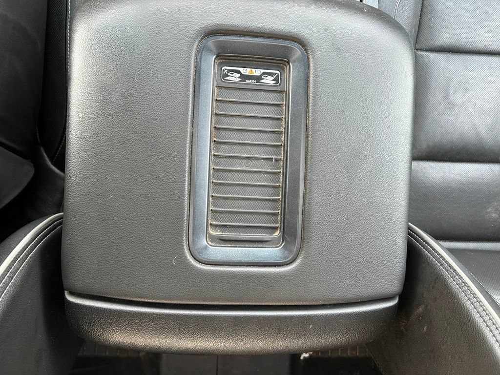 Used 2019 BLACK Chevrolet High Country image 29