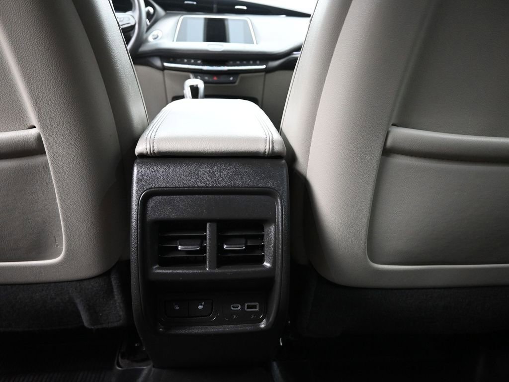 2019 Cadillac XT4 Luxury - Photo 17