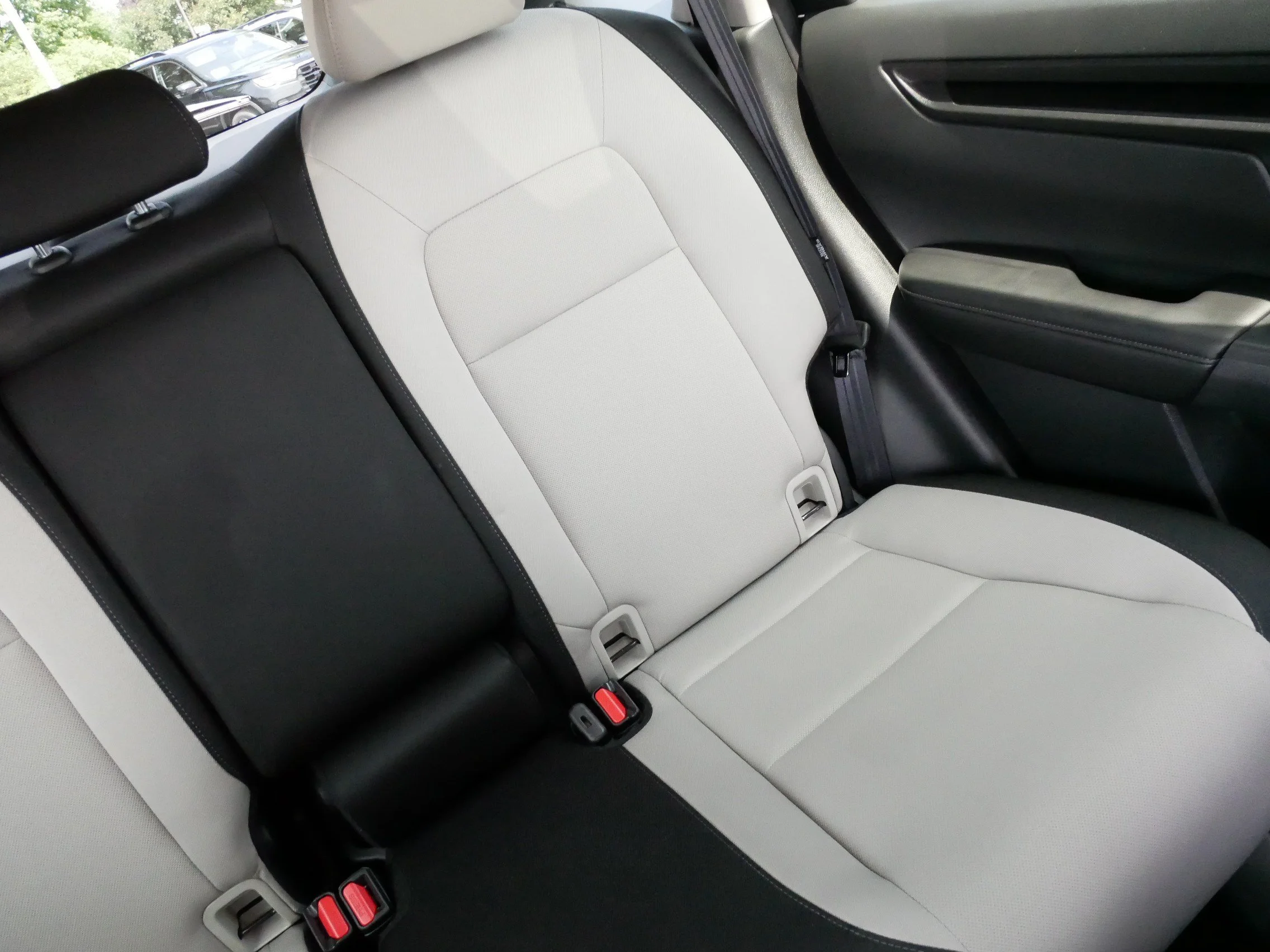 Used 2026 Platinum White Pearl Honda EX image 14