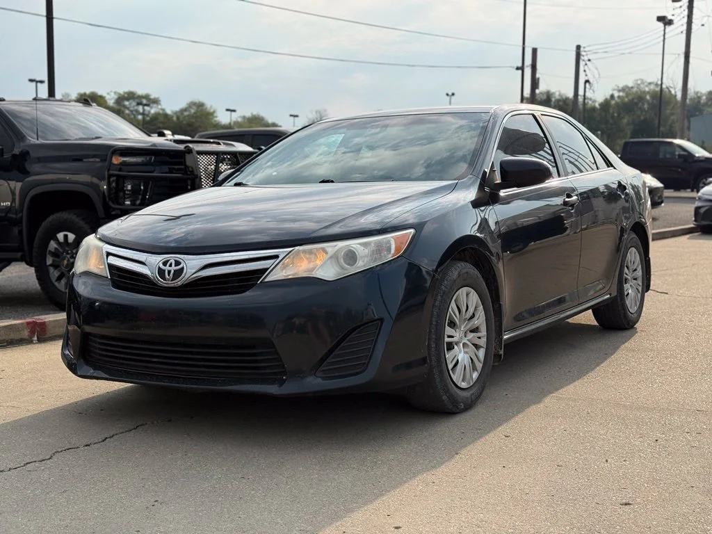 Used 2013 Toyota Camry LE with VIN 4T1BF1FK2DU705477 for sale in Crestwood, KY