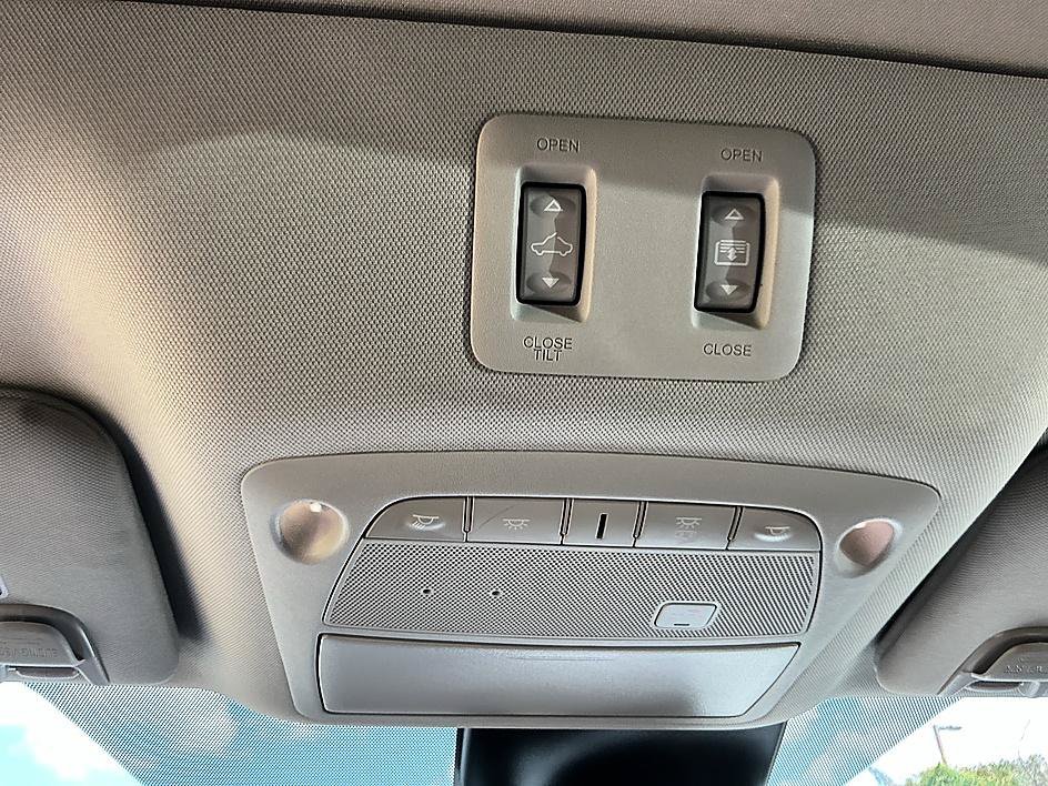 Used 2022 Magnetic Black Pearl Nissan Platinum image 23