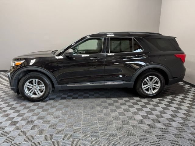Certified Used 2021 Agate Black Metallic Ford XLT image 6