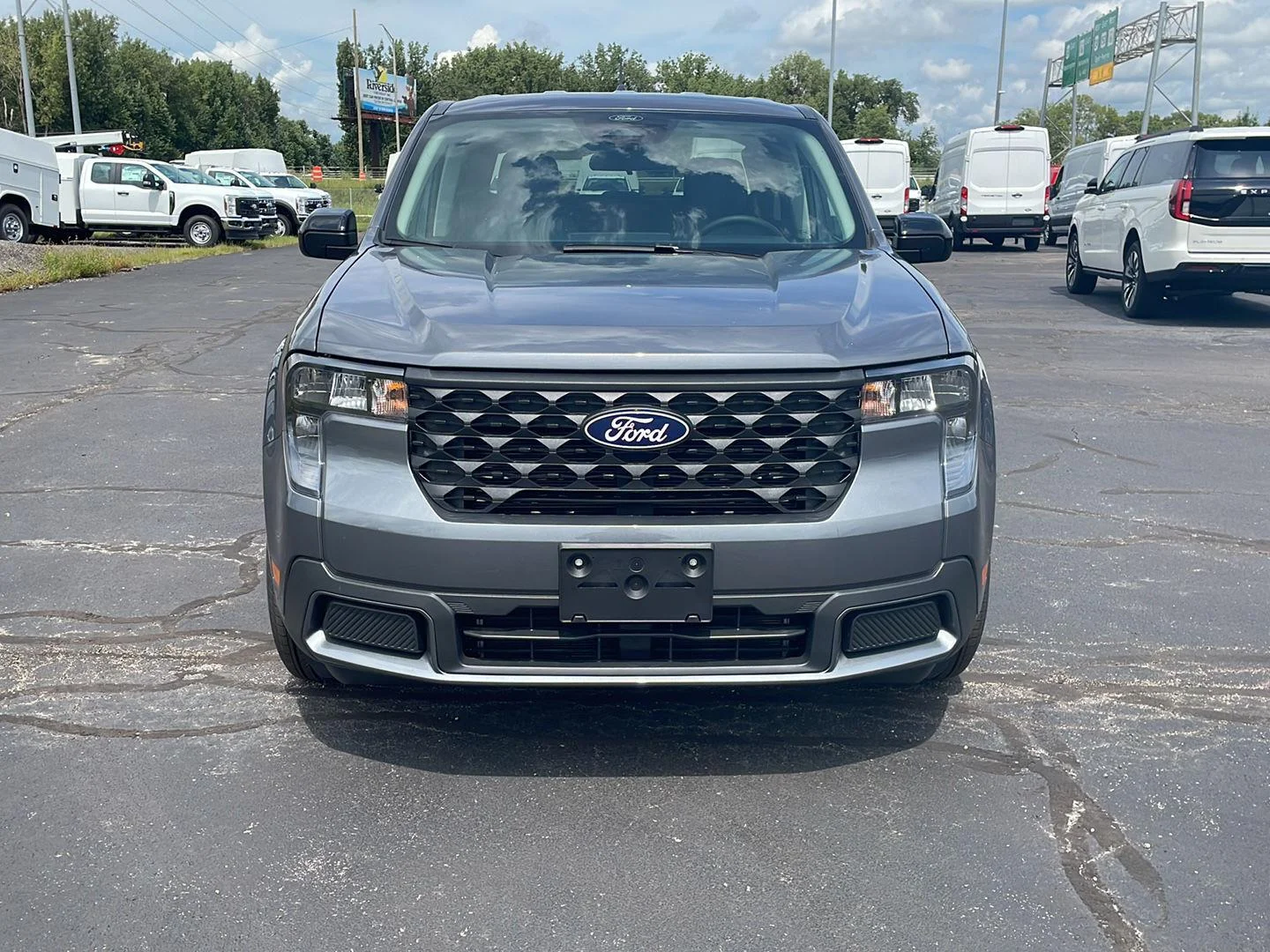 New 2026 Carbonized Gray Metallic Ford XLT image 8