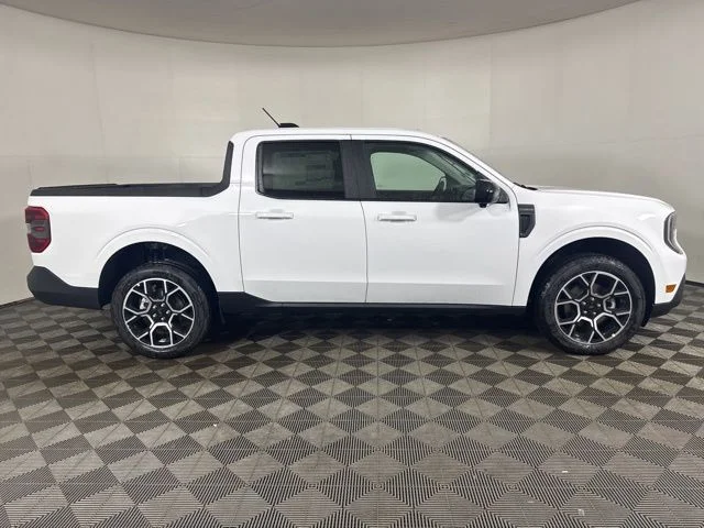 New 2026 Oxford White Ford Lariat image 2