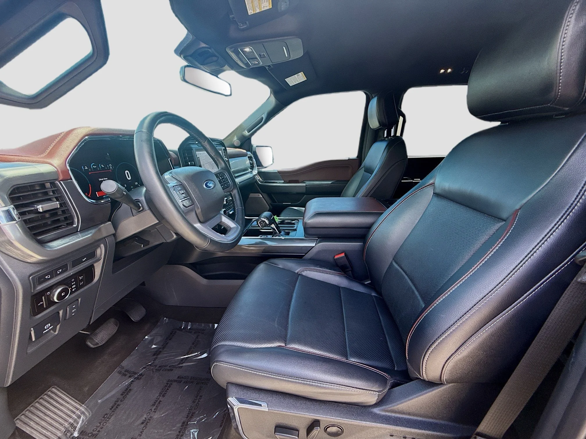 Certified Used 2023 Agate Black Metallic Ford LARIAT image 23