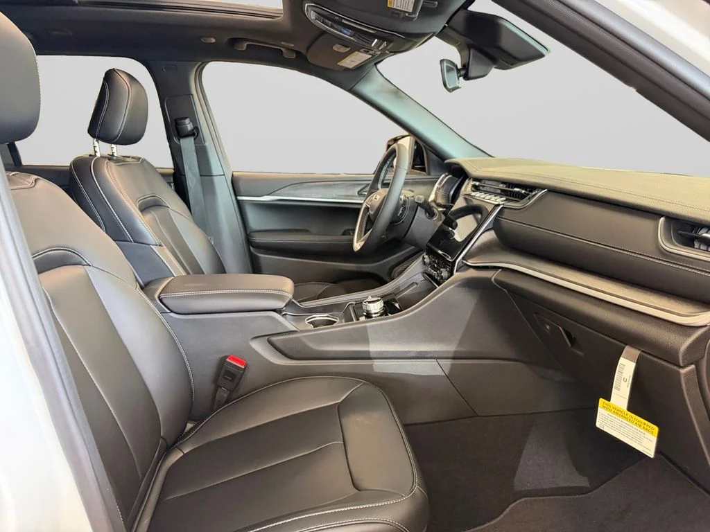 2025 Jeep Grand Cherokee Limited - Photo 15