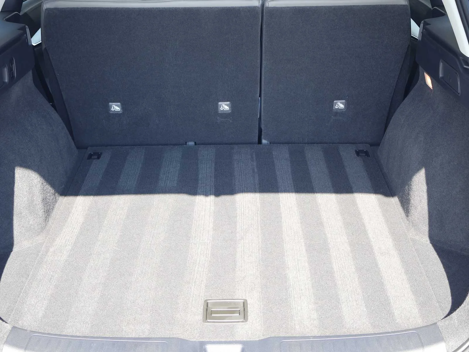 Certified Used 2024 Radiant White INFINITI SENSORY image 27