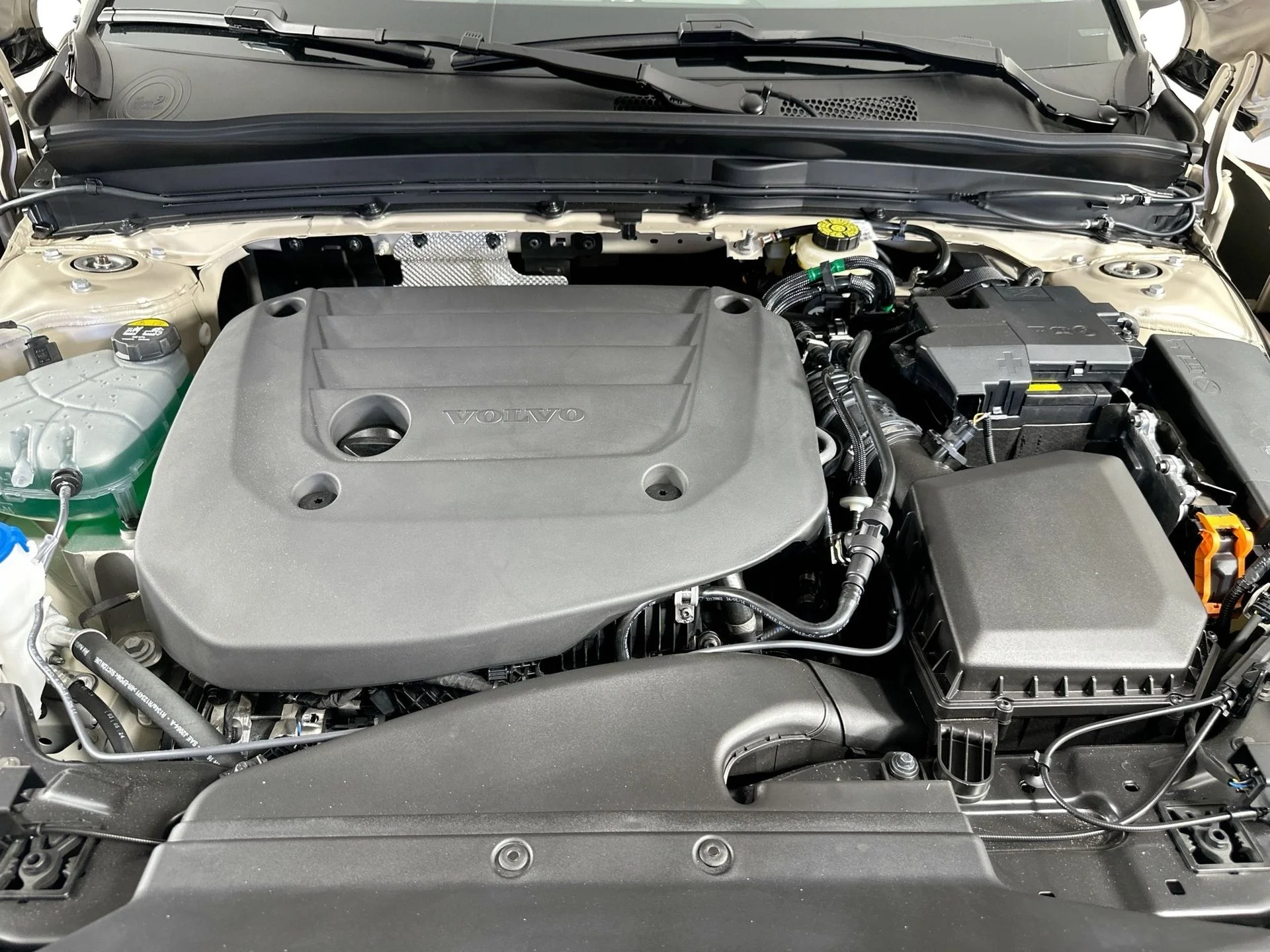 2025 Volvo XC40 Ultra - Photo 23