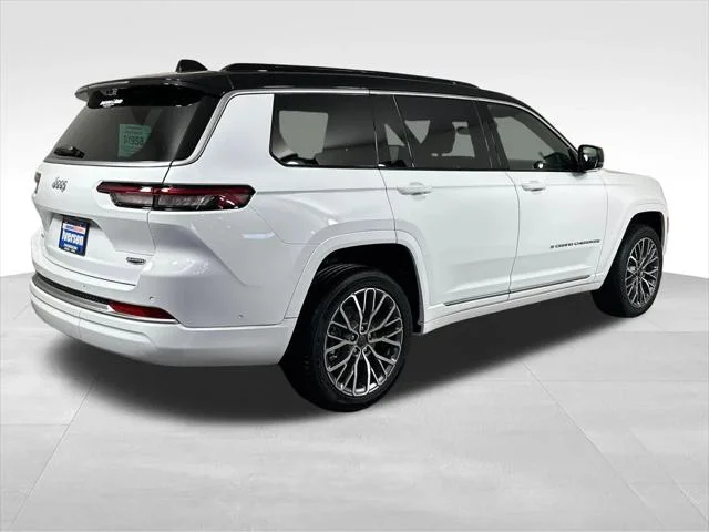New 2026 Bright White Clear-Coat Exterior Paint Jeep Summit image 10
