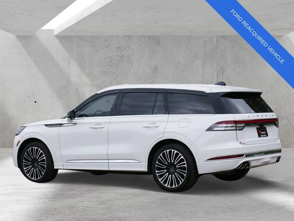 Used 2025 White Lincoln Black Label image 4