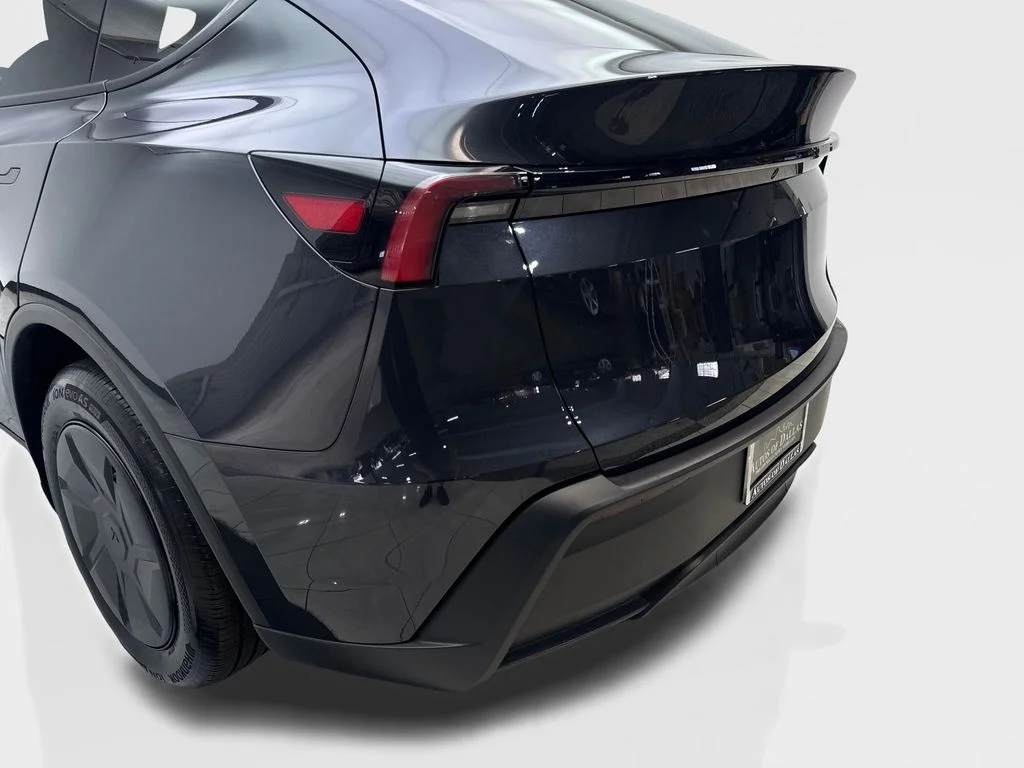 Used 2026 Black Tesla  image 19
