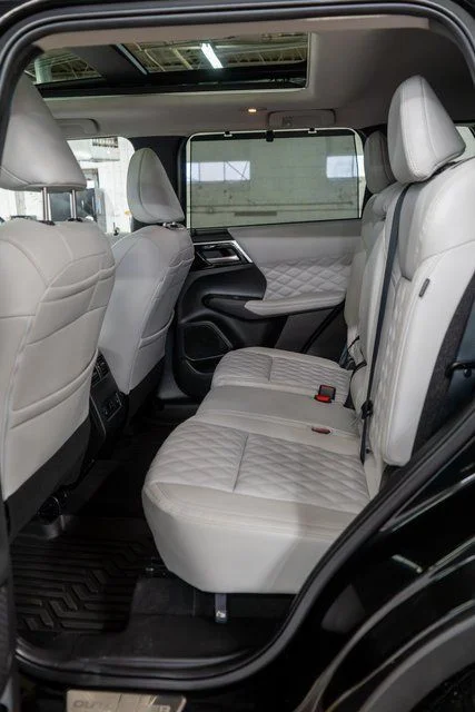 Used 2024 Black Mitsubishi  image 13