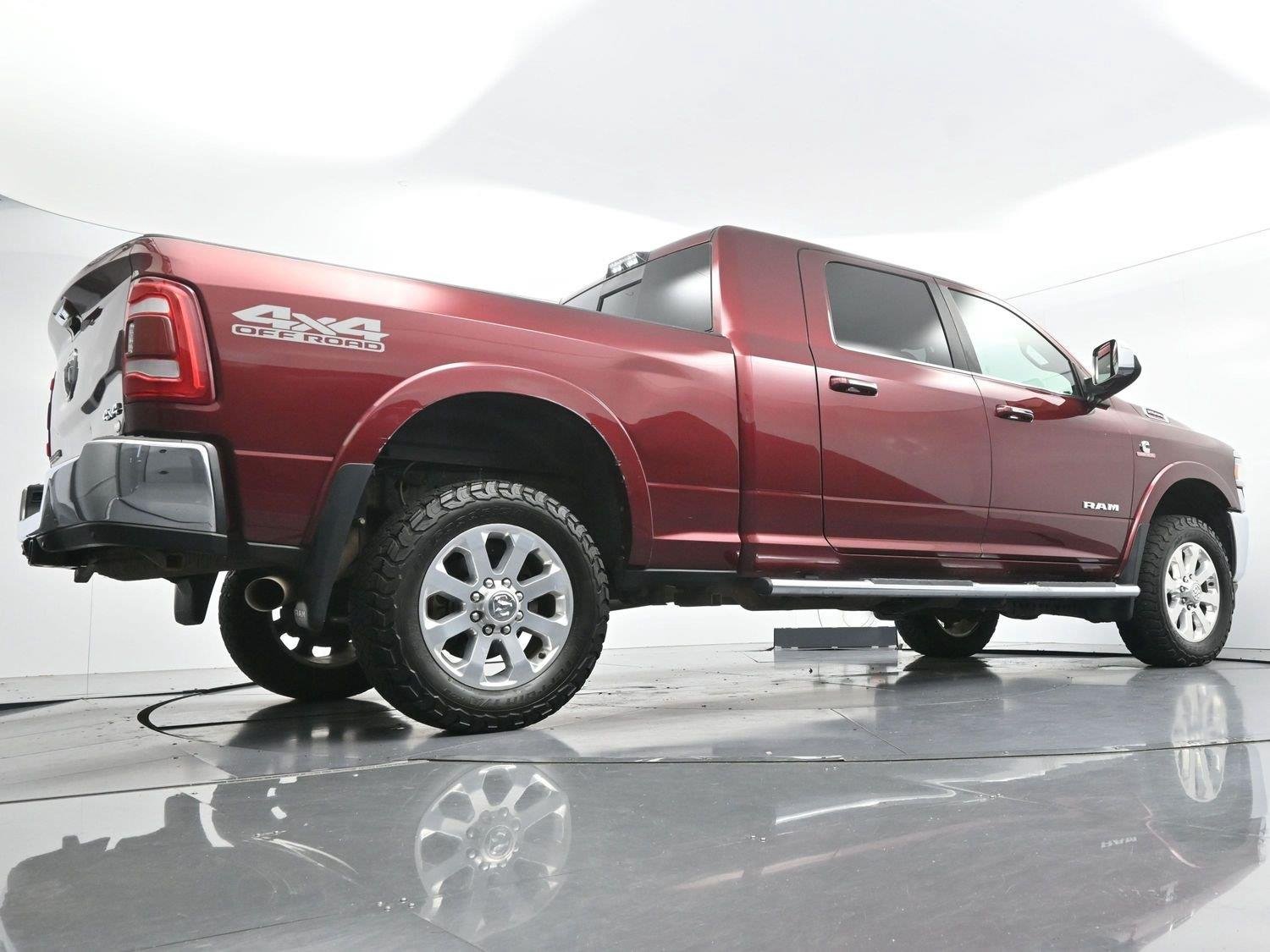 Used 2021 Delmonico Red Pearlcoat Ram Laramie image 55