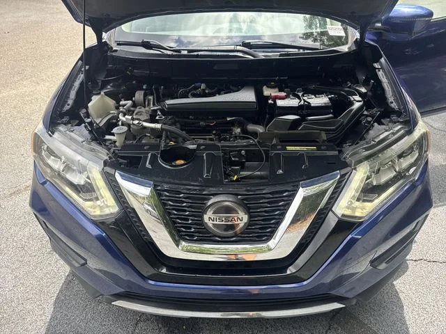 Used 2019 Blue Nissan SL image 32