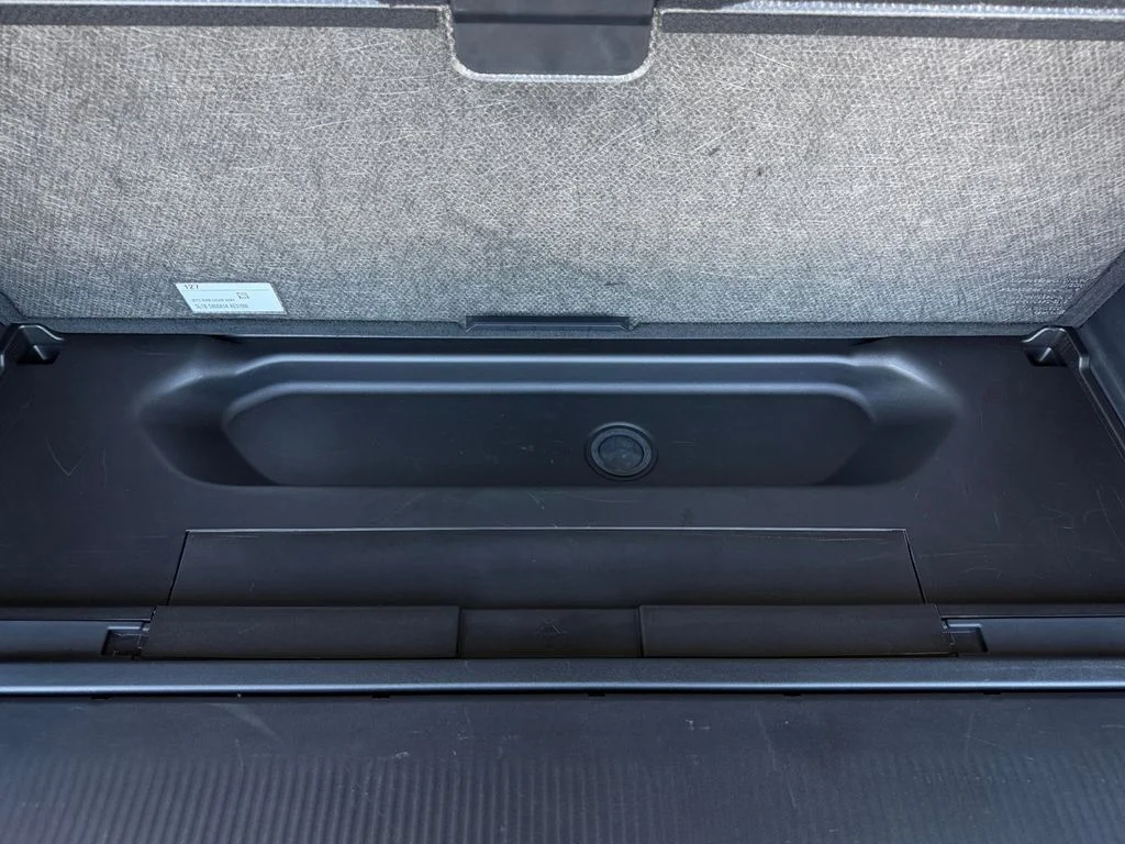 Used 2025 Gray Ford Platinum image 29