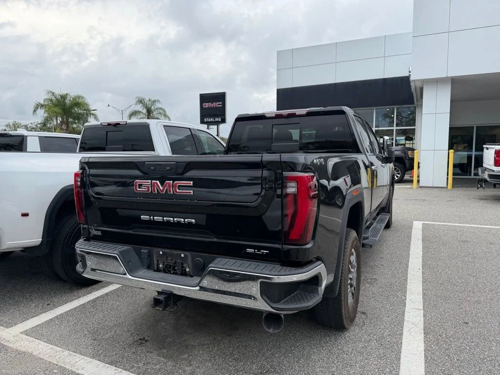 Certified Used 2024 Onyx Black GMC SLT image 9
