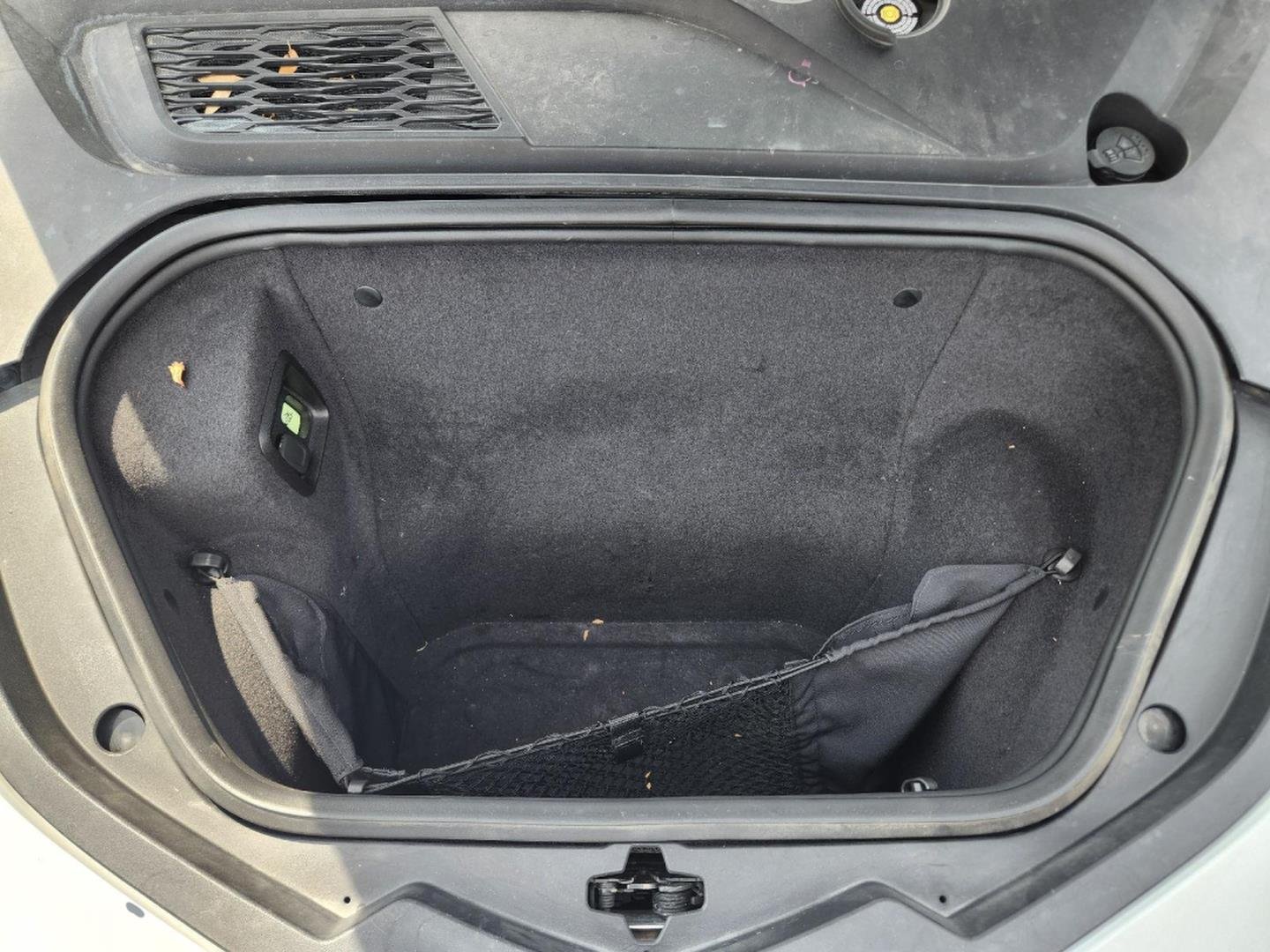 Used 2021 Arctic White Chevrolet 2LT image 29
