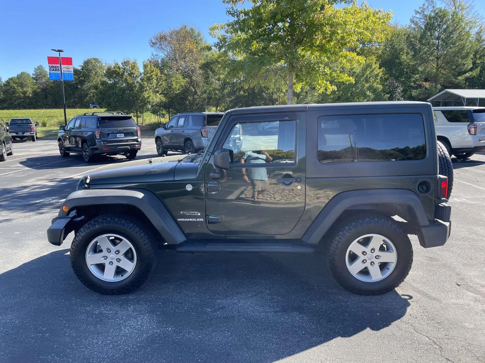 Used 2011 Green Jeep Sport image 4